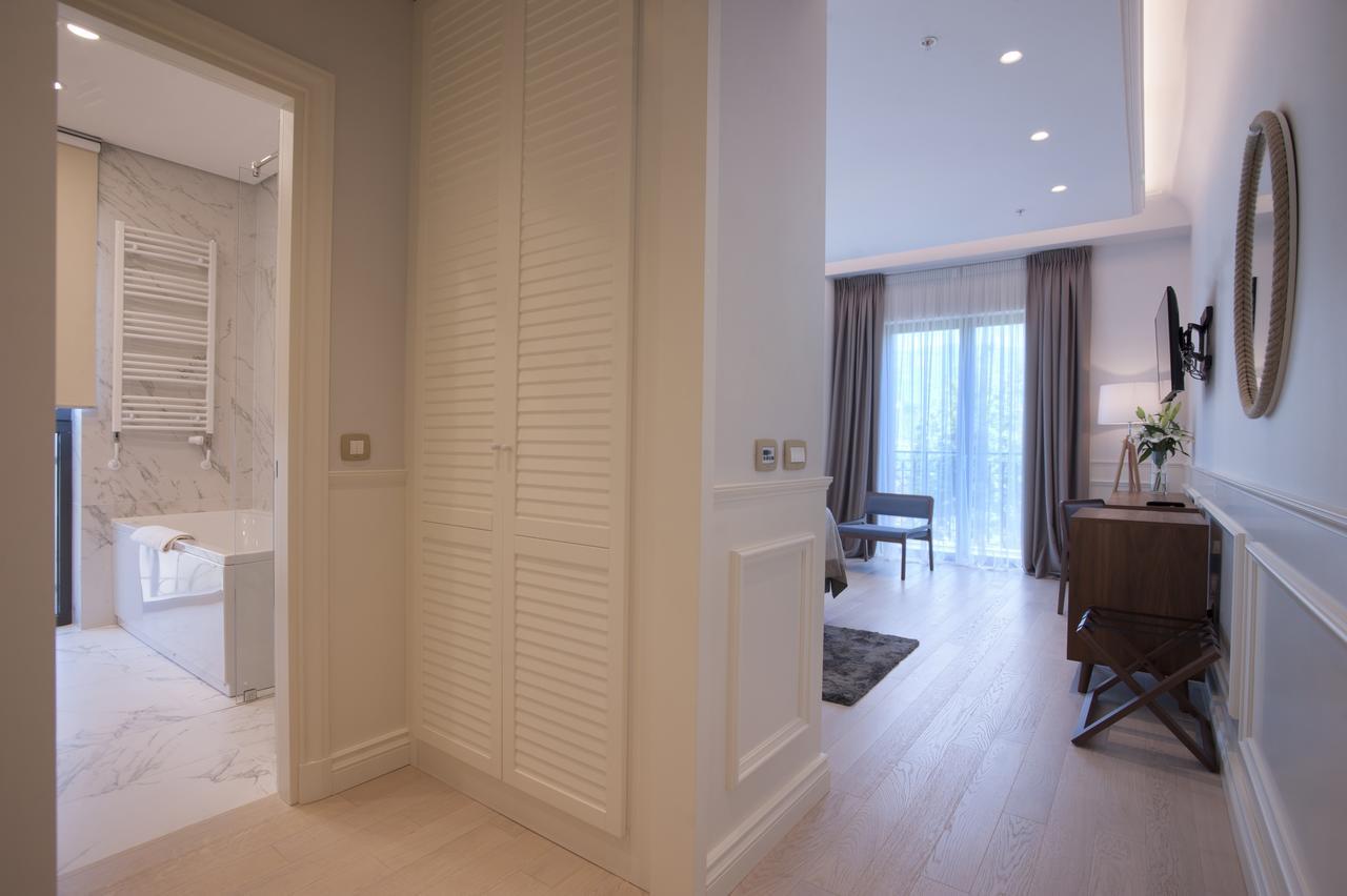 Majestic Hotel 4*
