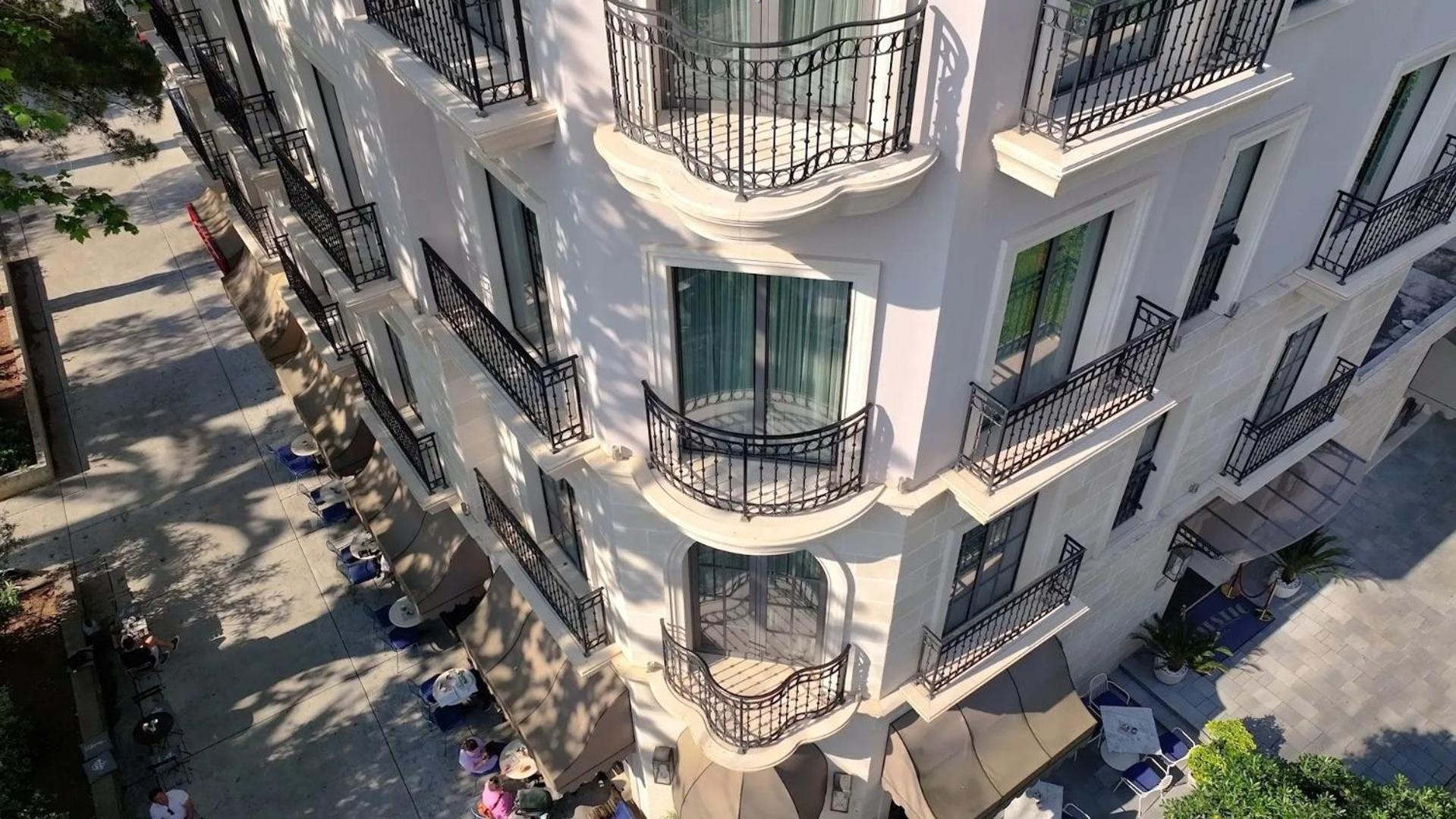 Majestic Hotel Budva